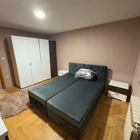 Ameti Apartament *
