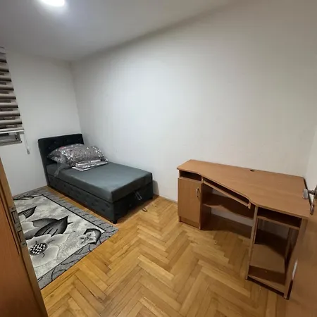 Apartament Ameti *